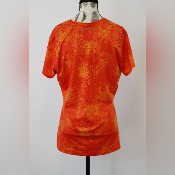 Orange under armour workout shirt - Picture 2 of 7